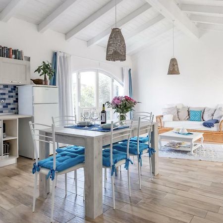 Villa La Residenza Di Mario Olbia Esterno foto